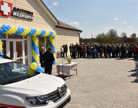 В Новоукраїнському районі відкрили побудовану “з нуля” сільську амбулаторію