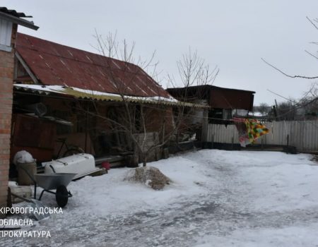 На Кіровоградщині жінка вбила чоловіка нібито за моральні знущання