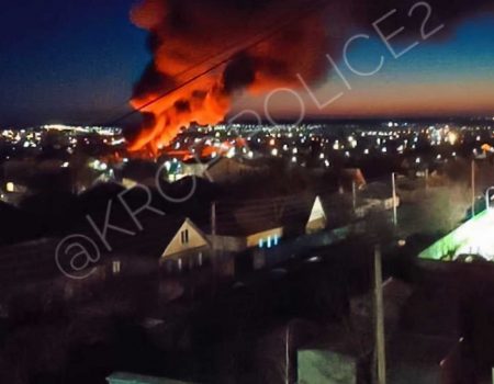 Пожежу стихійного смітника в Кропивницькому гасили майже 7 годин. ФОТО