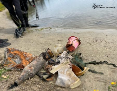 Водолази обстежили п’ять водойм, що є місцями масового відпочинку на Кіровоградщині