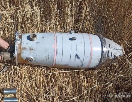 На Кіровоградщині вибухотехніки знешкодили бойову частину ворожої ракети. ФОТО