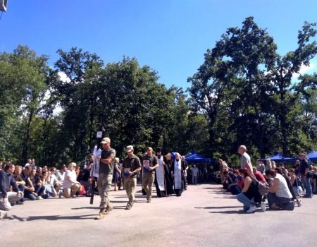 У Кропивницькому в останню путь провели воїнів Володимира Чернишова та Івана Петухова